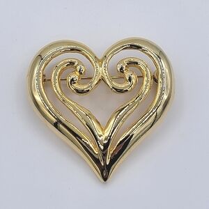 Gold Tone Heart Brooch #1978